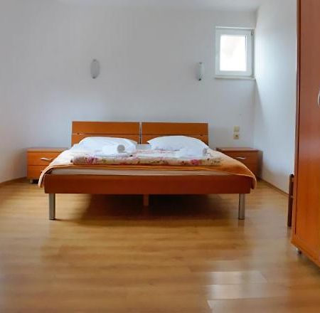 Sobe Medic Medugorje Bed and Breakfast Exteriör bild