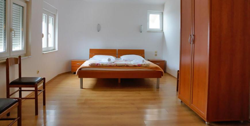 Sobe Medic Medugorje Bed and Breakfast Exteriör bild